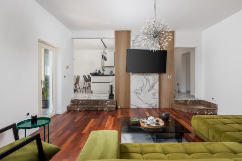 Hiša Bivio, Rijeka, 300m2