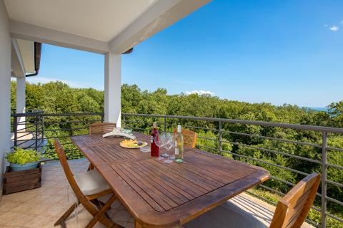 Hiša Bivio, Rijeka, 300m2