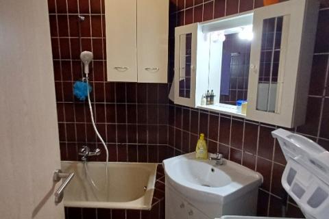 Istra, Pula centar-stambeno-poslovna zgrada