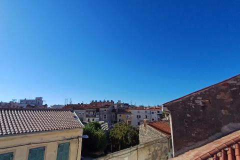 Istra, Pula centar-stambeno-poslovna zgrada