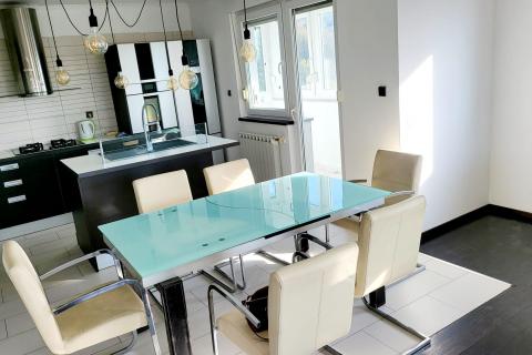 Borčec, luksuzni dvoetažni stan 150 m2 za najam