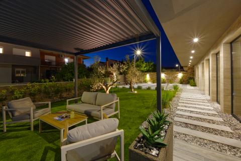 Istra, Marčana - luksuzna moderna vila sa bazenom