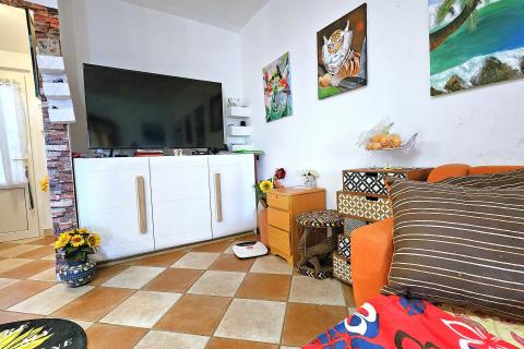 Istra, Buje okolica, prostran obiteljski stan