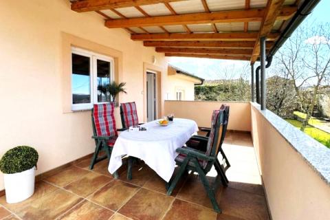 Juradi, Istra - počitniška hiša v osrednji Istri