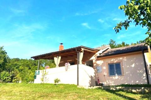Juradi, Istra - počitniška hiša v osrednji Istri