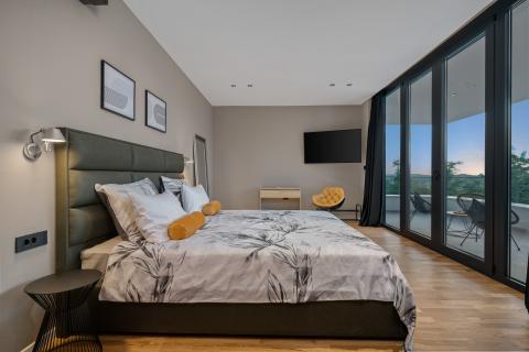 Istra, Grožnjan luksuzna dizajnerska kuća, novogradnja