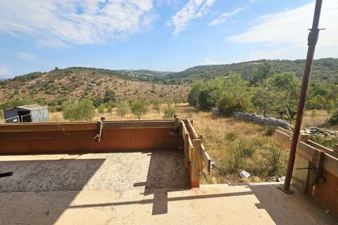 Istra, Buje okolica, kuća u izgradnji s bazenom