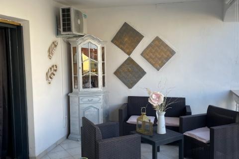 Otok Krk, Porat, 2s, 82 m2