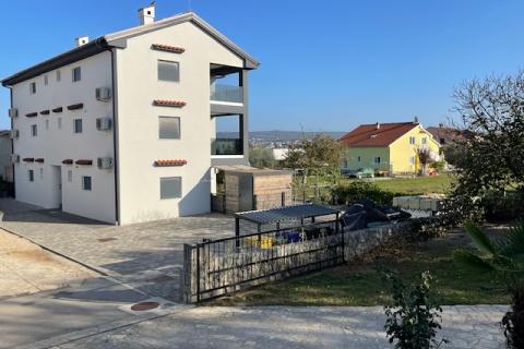 Otok Krk, Porat, 2s, 82 m2