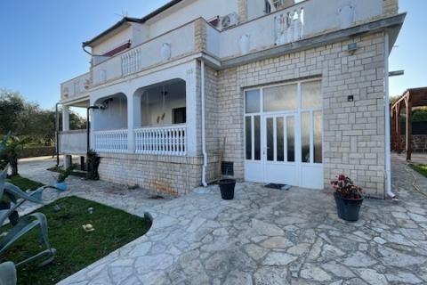 Otok Krk, Porat, 2s, 82 m2