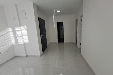 Crikvenica- stan na 1.katu sa parkingom i pogledom na more