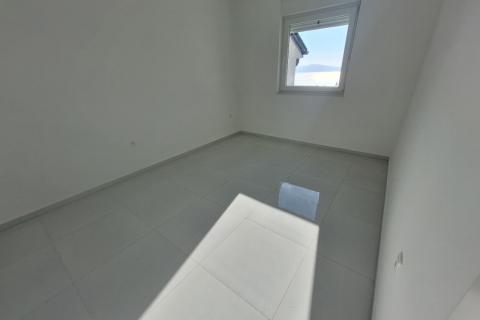 Crikvenica-stan na 2.katu sa pogledom na more, novogradnja