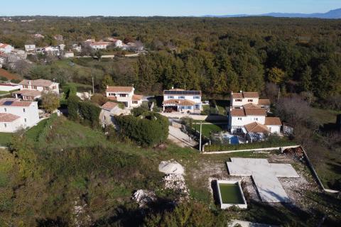 ISTRIA, BARBAN - Building plot 700 m2 with permits