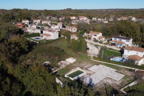 ISTRIA, BARBAN - Building plot 700 m2 with permits