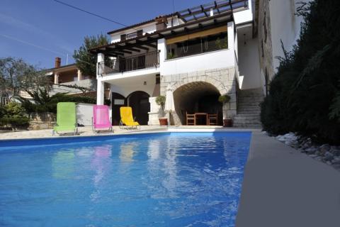 Sveti Lovreč okolica, kuća u nizu s bazenom