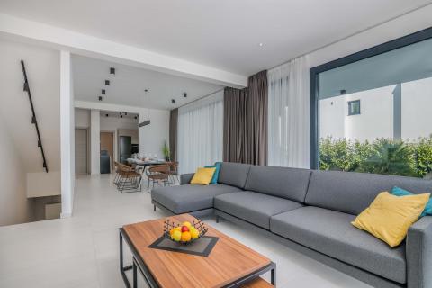 OPATIJA,VEPRINAC- EKSKLUZIVNO, nova vila s bazenom i pogledom na more