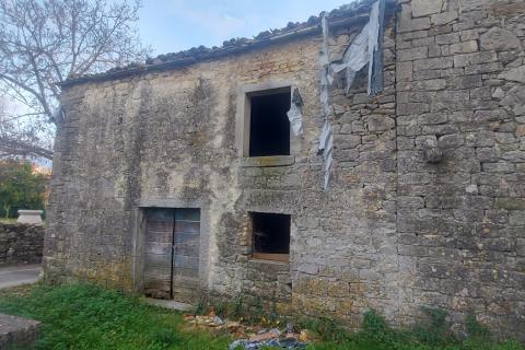 Istra, Gračišće - starina za renovaciju