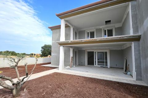 Istra, Momjan okolica, dvojna vila u novogradnji