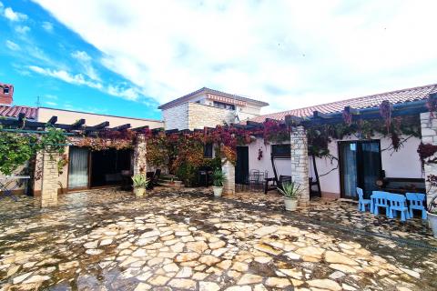 Casa Sveta Marija na Krasu-dio, Umag, 280m2