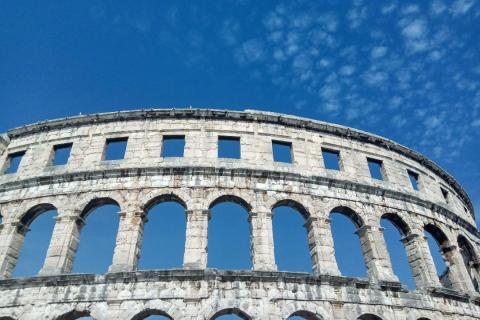 Земельный участок строительного назначения Centar, Pula, 7.800m2