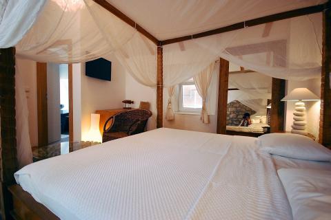 OTOK KRK-GRAD KRK,hotel na prodaju 