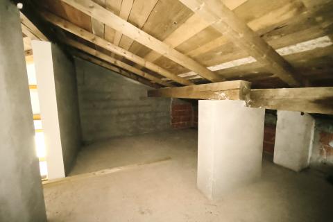 Istra, Marčana - samostojeća kuća, novogradnja, lijepa okućnica