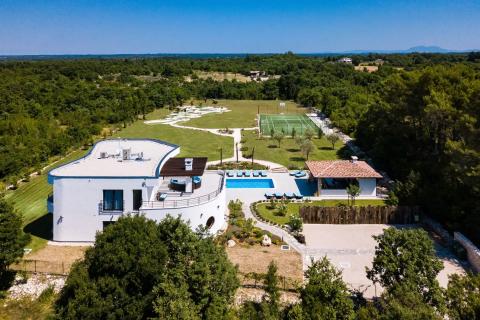 Istra,okolica Svetvinčenta, luksuzna vila s 5 zvjezdica