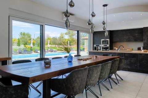 Istra,okolica Svetvinčenta, luksuzna vila s 5 zvjezdica