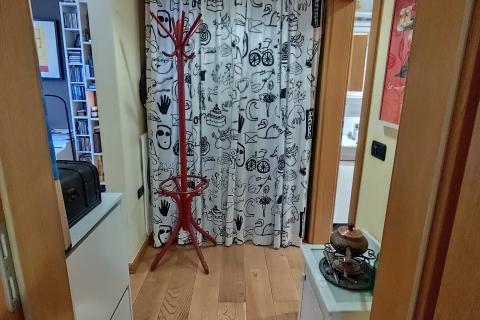 Crikvenica, trosoban stan s vrtom i parkingom