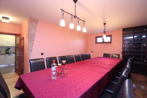 Hiša Bukevje, Sveti Ivan Zelina, 395m2