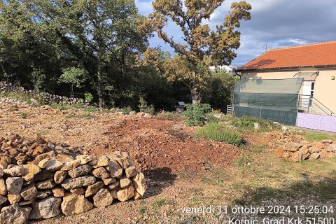 Nicht-strukturelle Land Kornić, Krk, 418m2