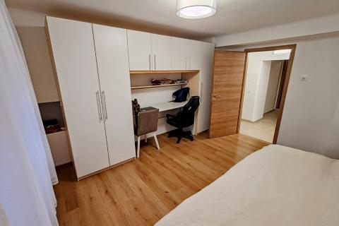 Rijeka, Bulevard, 3S+DB, renoviran i namješten stan od 90m2