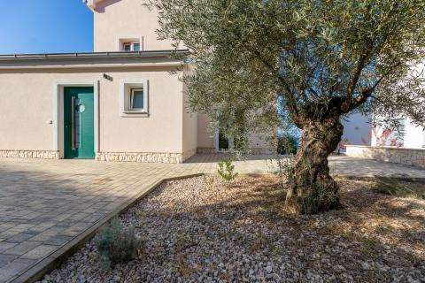 Hiša Klimno, Dobrinj, 266m2