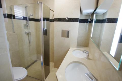 Ravni, Kuća  s bazenom, 6 apartmana, otvoren pogled na more