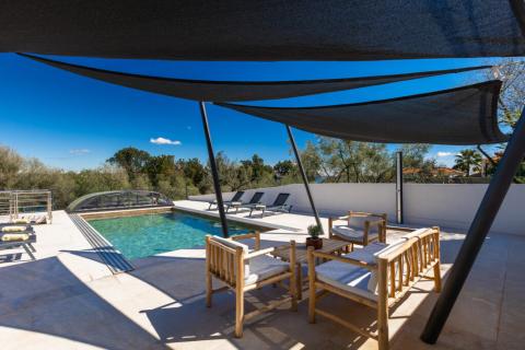 Huis Ravni, Raša, 200m2