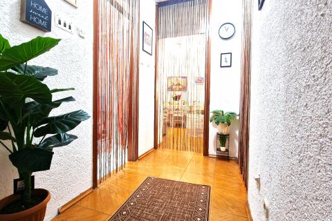 Istra,Buzet okolica-Stan u prizemlju resorta