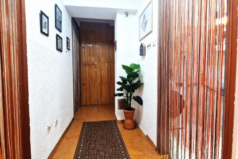 Istra,Buzet okolica-Stan u prizemlju resorta