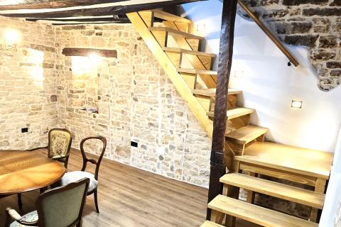 Istra,Grožnjan,okolica-Adaptirana kamena kuća