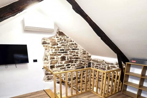 Istra,Grožnjan,okolica-Adaptirana kamena kuća