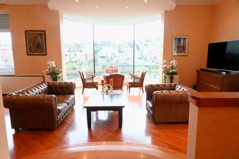 Zagreb, Gračani - kuća, garaža, okućnica, poslovni prostor, zamjena