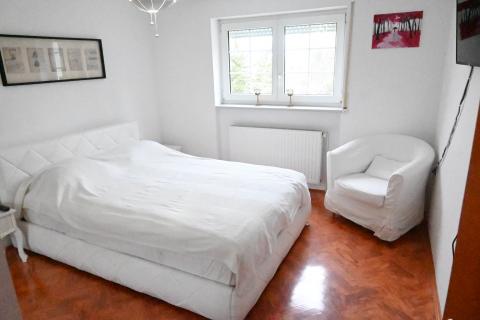 Zagreb, Gračani - kuća, garaža, okućnica, poslovni prostor, zamjena