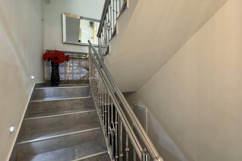 Hiša Gornje Vrapče, Črnomerec, 334m2