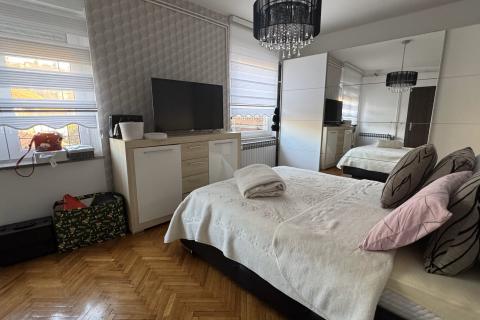 Hiša Gornje Vrapče, Črnomerec, 334m2