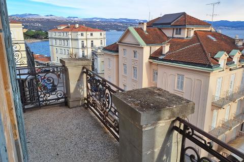 OPATIJA - gospodski stan u centru