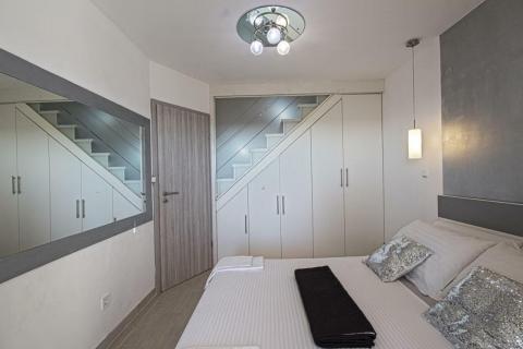 Istra, kuća sa dva stana u Šišanu