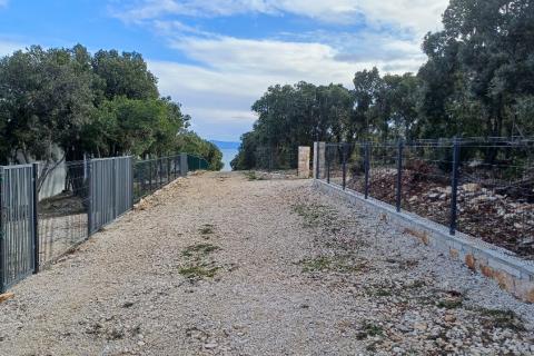 Istra, Peruški okolica, šuma blizu mora