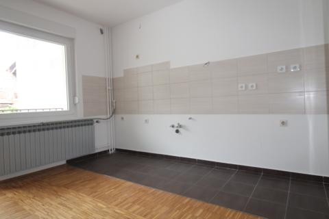 Hiša Centar, Velika Gorica, 476m2