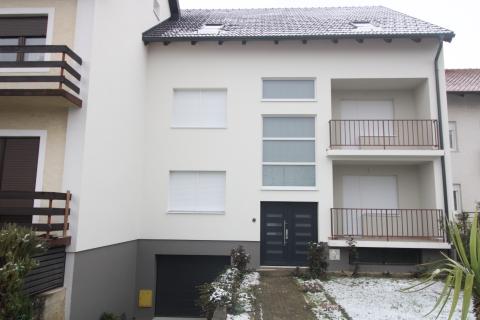 Hiša Centar, Velika Gorica, 476m2