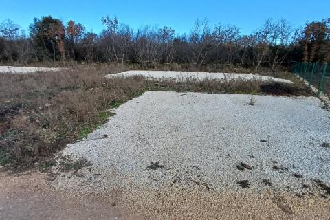 Istra, Peroj, 2 parcele kod Barbarige