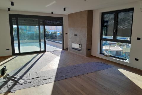 Istra,Pula,novi luksuzni stan trosobni na odličnoj lokaciji